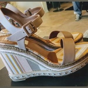 Valentino Garavani Wedge Espadrilles Shoes Heels!